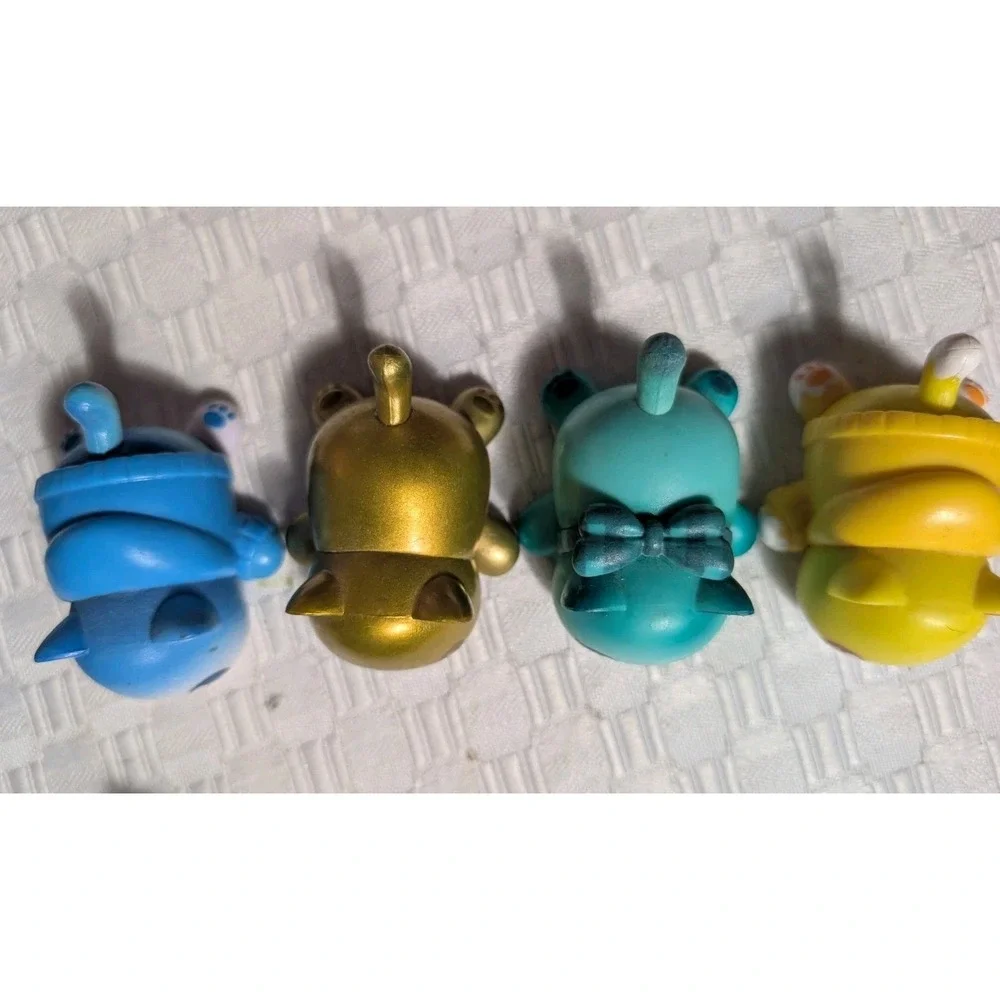 Aphmau Mystery MeeMeows Mini Figures Lot of 5 - Includes 3 GLOW IN THE DARK